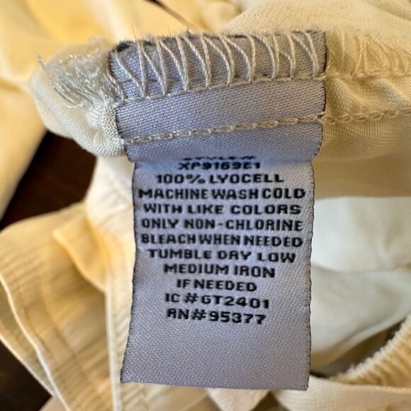 Women’s Sanctuary Cream Cargo Pants size M, NWT - Picture 9 of 10